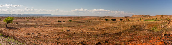 2024_Madagaskar_5D-4121-Pano.jpg