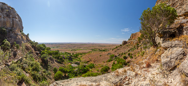 2024_Madagaskar_5D-4439-Pano-Bearbeitet.jpg
