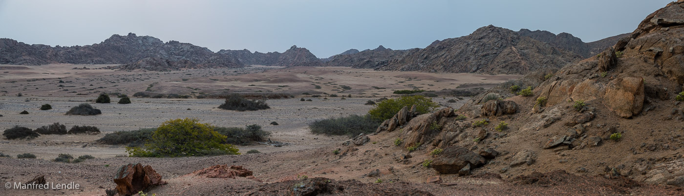 2015_Namibia_5D-2012-Pano.jpg