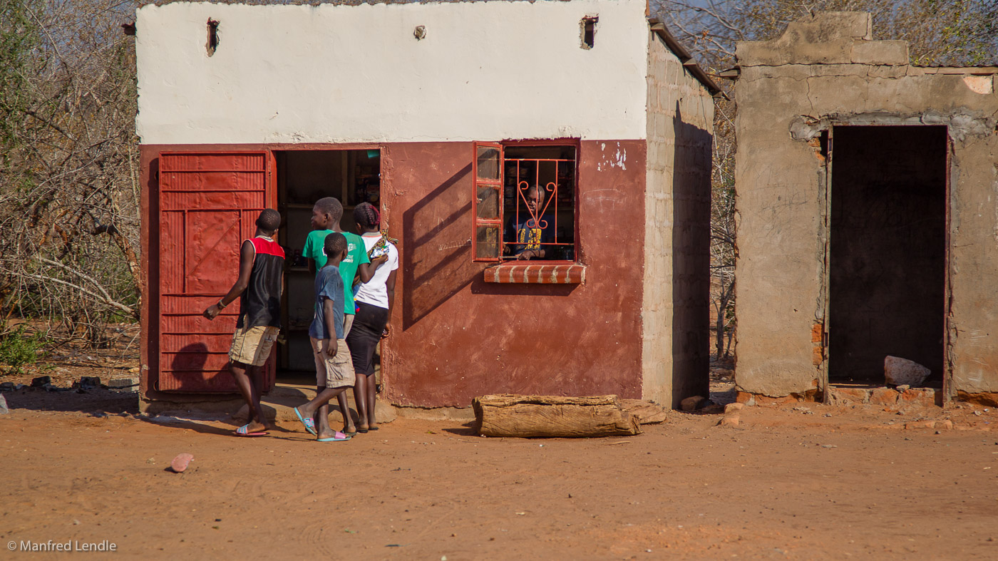 2019_Zambia_1D-7686.jpg
